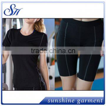 Summer Gym yoga suit plain short sleeve and plain shorts