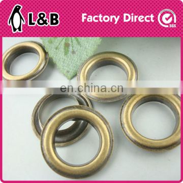 brass metal eyelets and hooks for garment