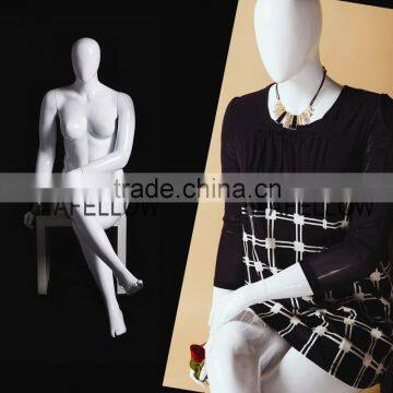 New design sitting fiberglass female mannequin