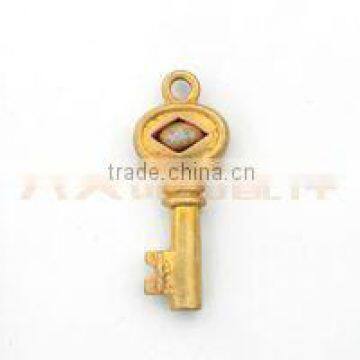 New design decorative various shapes and designs metal custom charm pendants