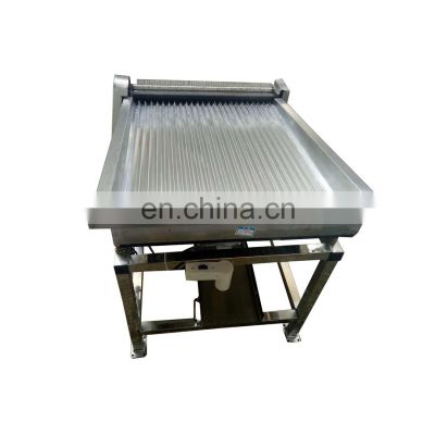 Factory Price Soybean Peeler / green pea peeling machine/ Green Soybean Peeling Machine