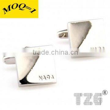 TZG06969 Character Cufflink