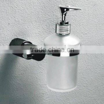 Mnaual liquid soap dispenser holder