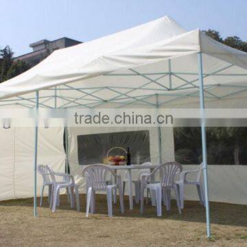 Folding tent