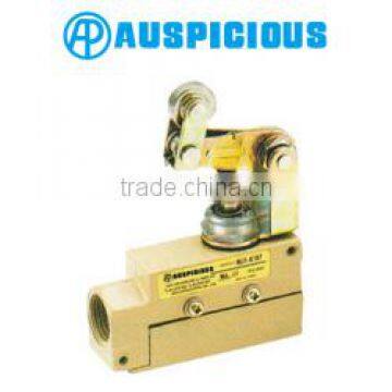 AZ-6107 Oil-tight, Enclosed Limit Switch 15A 250V Adjustable Roller Lever