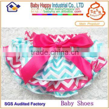Wholesale Cool Beautiful Fancy Soft Touch Satin Fashion Baby Bloomer for Toddler