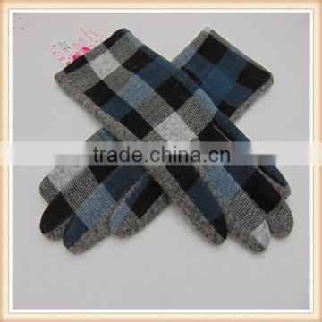 Thinsulated Separated FIve Fingers Great Checkered Handmade Ladies Gloves Wholesale