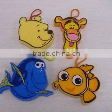 Animal shape bath sponge