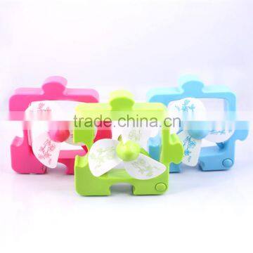 Cartoon Jigsaw puzzle desk mini personal electricity storage USB fan