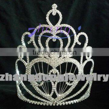 Heart shaped deisgn crystal pegeant crown