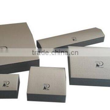 luxury plastic paper jewelry gift box with custom logo