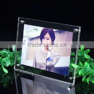 New Arrival Beautiful Deisgn Acrylic Photo Frame Clear and Fashion