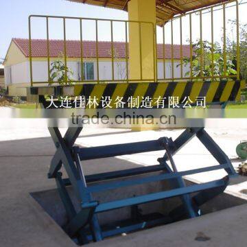 Double-scissor type hydraulic lift