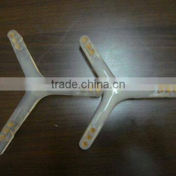 Star type sieve cleaner with brush