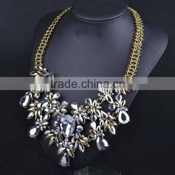 2015 Latest New Style Women Fashion Alloy Jewelry Necklace for Laddy