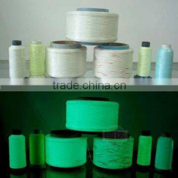 glow in dark yarn