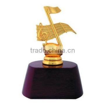 high-end Creative Personalized Metal Music figurine Trophy