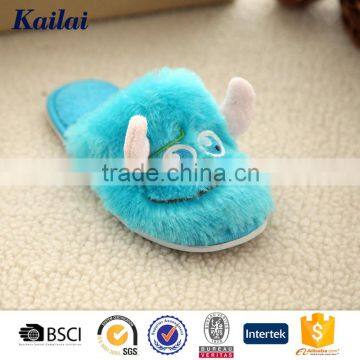 Design lovely cartoon beautiful winter indoor baby shoes