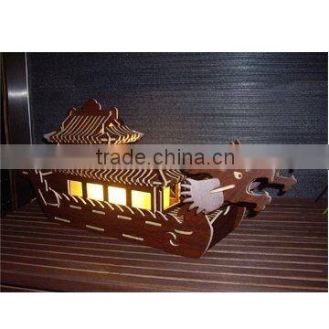 DRAGON BOAT LANTERN