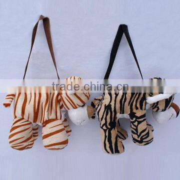 Animal shape lunch bag