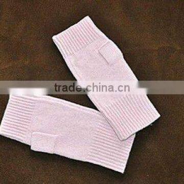 Fingerless cashmere knitted gloves