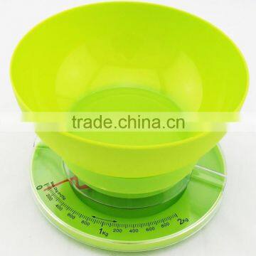 Household kitchen scale weighing food mechanical balance