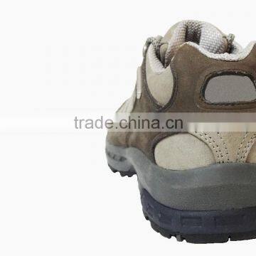 Light Weight Anti Slip Low Cut Mountain Climbing Hiking Shoe photo-4