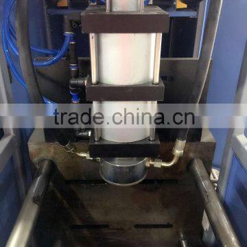 Hot Sale!! Semi Automatic 5 Litre Bottle Blowing Machine photo-2
