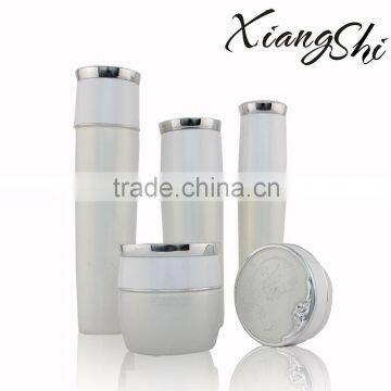 guangzhou wholesale 2016 hand cream glass jar with lined caps