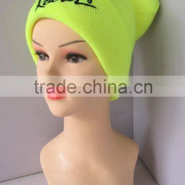 Wholesale Modern Style Embroidery Words Acrylic Plain Beanie With Custom Tags photo-2