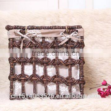 Wholesale custom hand woven storage container home usestraw basket