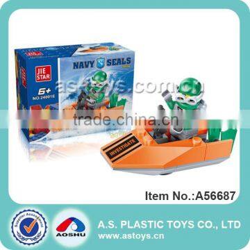 24PCS concrete block plastic row boat/steamboat toys