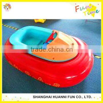 2015 newly design PVC motorized kids electric bumper boat with pool price