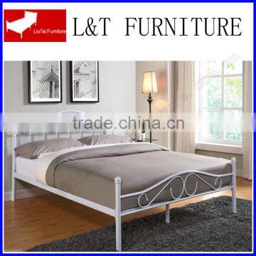 Strong Structure Wrought Iron Bed / Euro Style Metal Bed frame