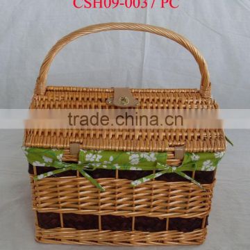 wicker picnic basket