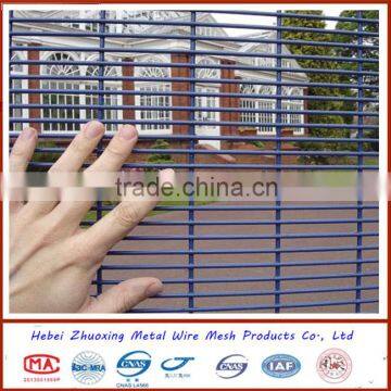 Heat treated powder spraying steel 358 security fence