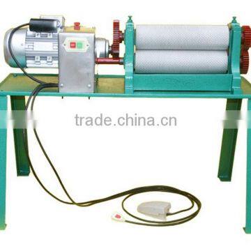 Wholesale Beekeeping Equipment Electric Beeswax Comb Foundation Machine High Precision Beeswax Sheet Machine photo-2