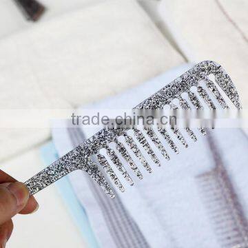 Plastic Morden Hair Comb With Crystals Point Handle photo-3