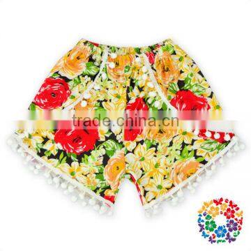 Hot Sale 2016 Summer Soft Cotton in Many Colors Children's Clothing Baby Girls Icing Ruffle Shorts With Pom Pom photo-4