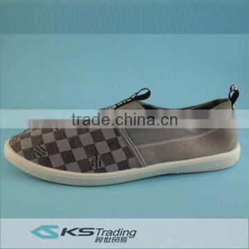 Latest Men High Quality Simple Canvas Injection Shoes photo-2
