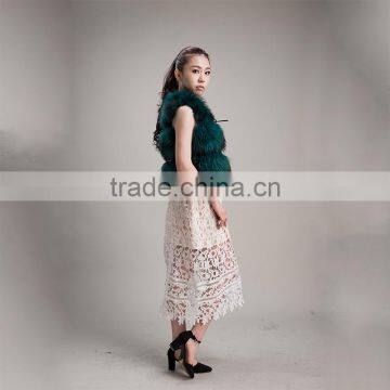 Myfur Europe Hot Selling Winter Real Raccoon Fur Vest Dyed Hand Fur Vest photo-4