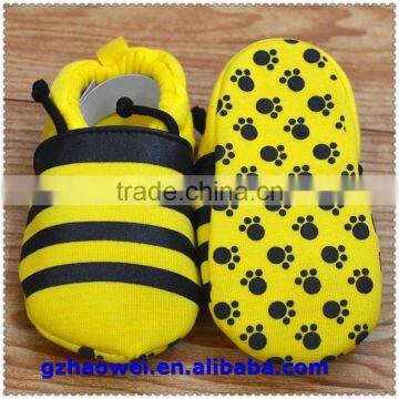 Bee Style Printed Cotton Baby Footwear photo-4