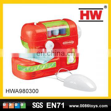 Hot selling play at home pretend toys the plastic mini sewing machine