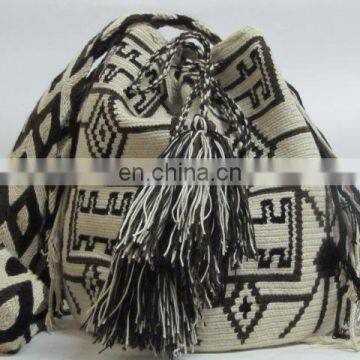 White And Black Color Wayuu Bag