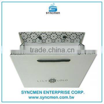 Hot Sale Recyclable Medium Hand Length Handle Kraft Paper Gift Bag for Shopping Packaging photo-2