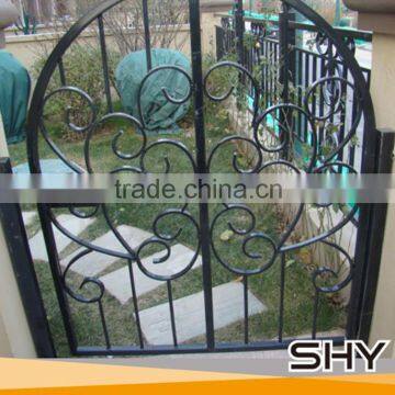 Small Iron Side Entry Gate photo-3