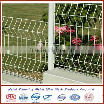 V fold Dirickk axis quality assured cheap easily assembled garden fence