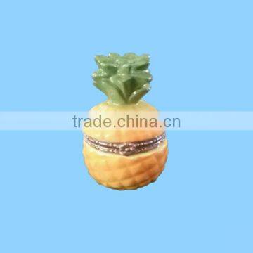 Fancy resin yellow pineapple jewelry box