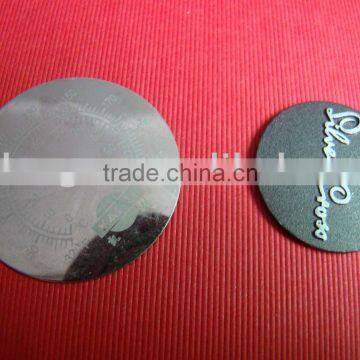 round metal tag