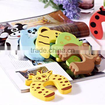 J148 Baby Safety Soft Rubber With Cartoon Design Door Guard photo-2